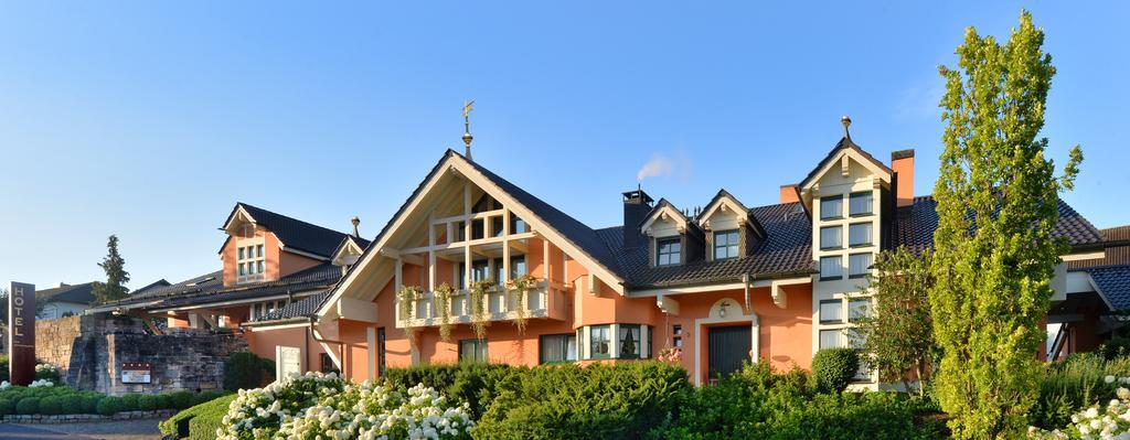 Landhaushotel Hof Wasserkuppe Poppenhausen Zewnętrze zdjęcie