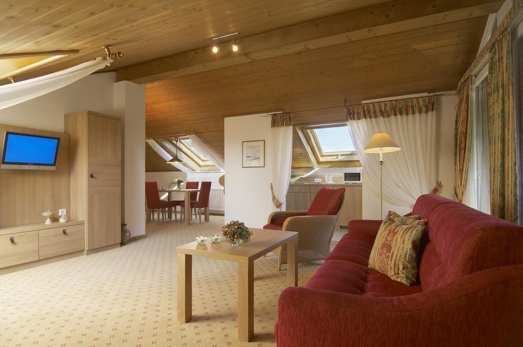 Landhaushotel Hof Wasserkuppe Poppenhausen Zewnętrze zdjęcie