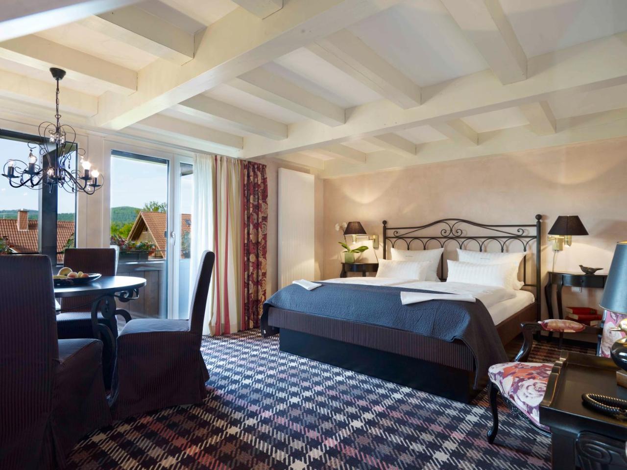 Landhaushotel Hof Wasserkuppe Poppenhausen Zewnętrze zdjęcie